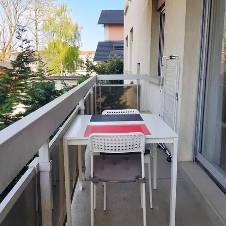 Moderne Aux Pavillons-sous-bois - 24 M² + Terrasse Pavillons-sous-Bois